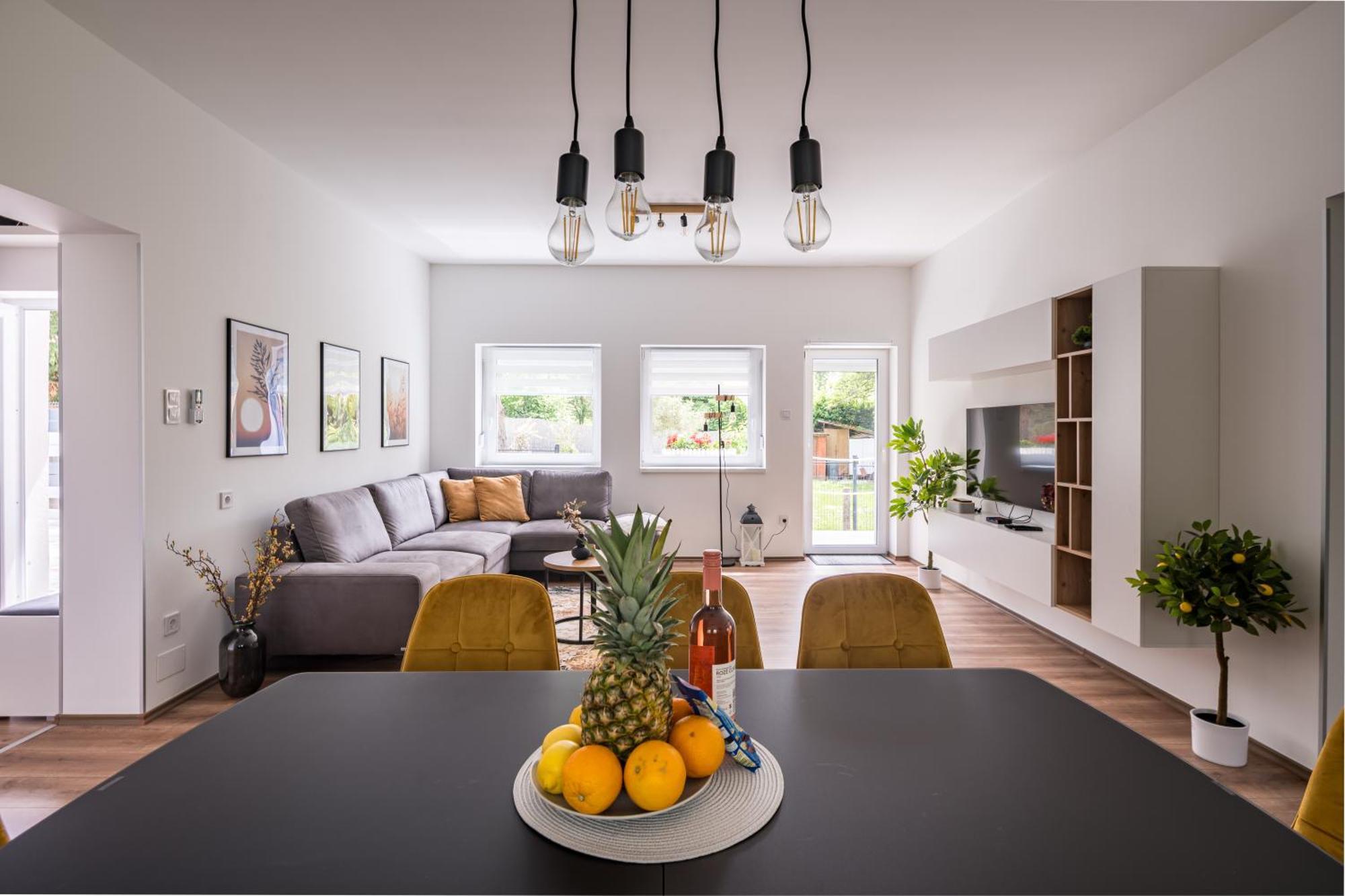 Balatonic Lemon Apartmanhaz Siófok Buitenkant foto