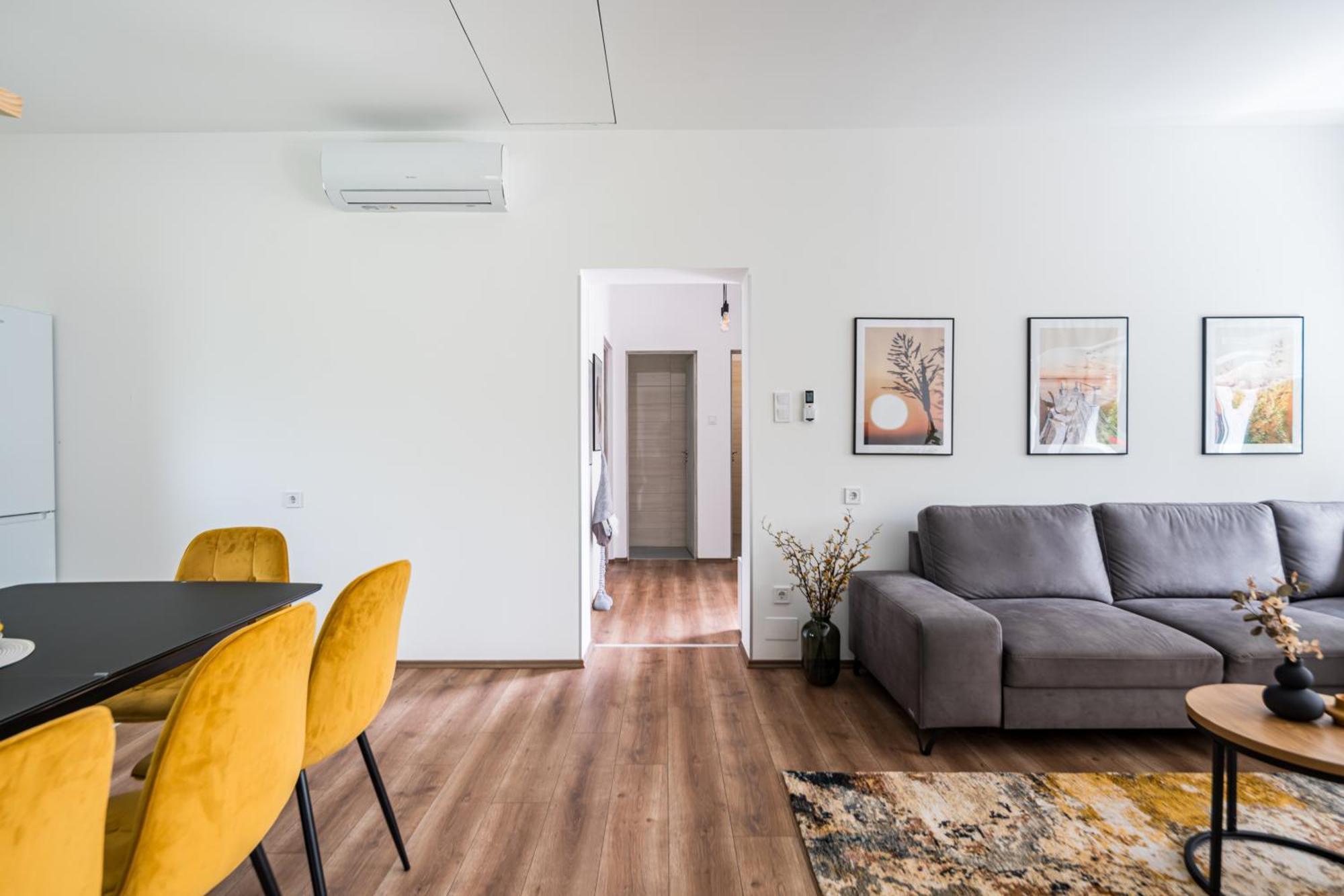 Balatonic Lemon Apartmanhaz Siófok Buitenkant foto