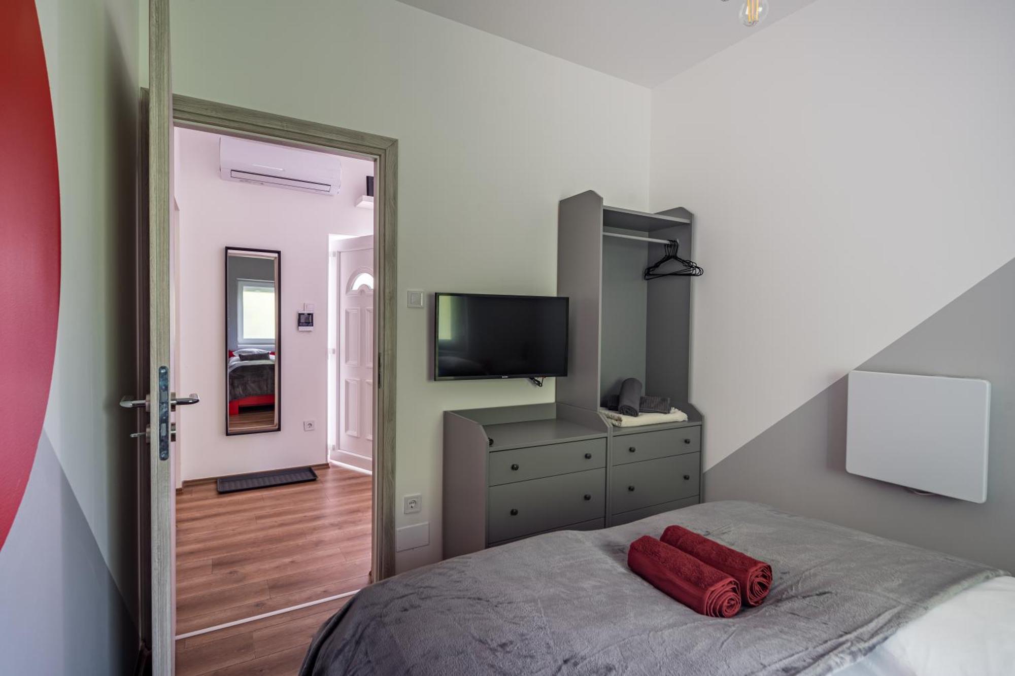 Balatonic Lemon Apartmanhaz Siófok Buitenkant foto