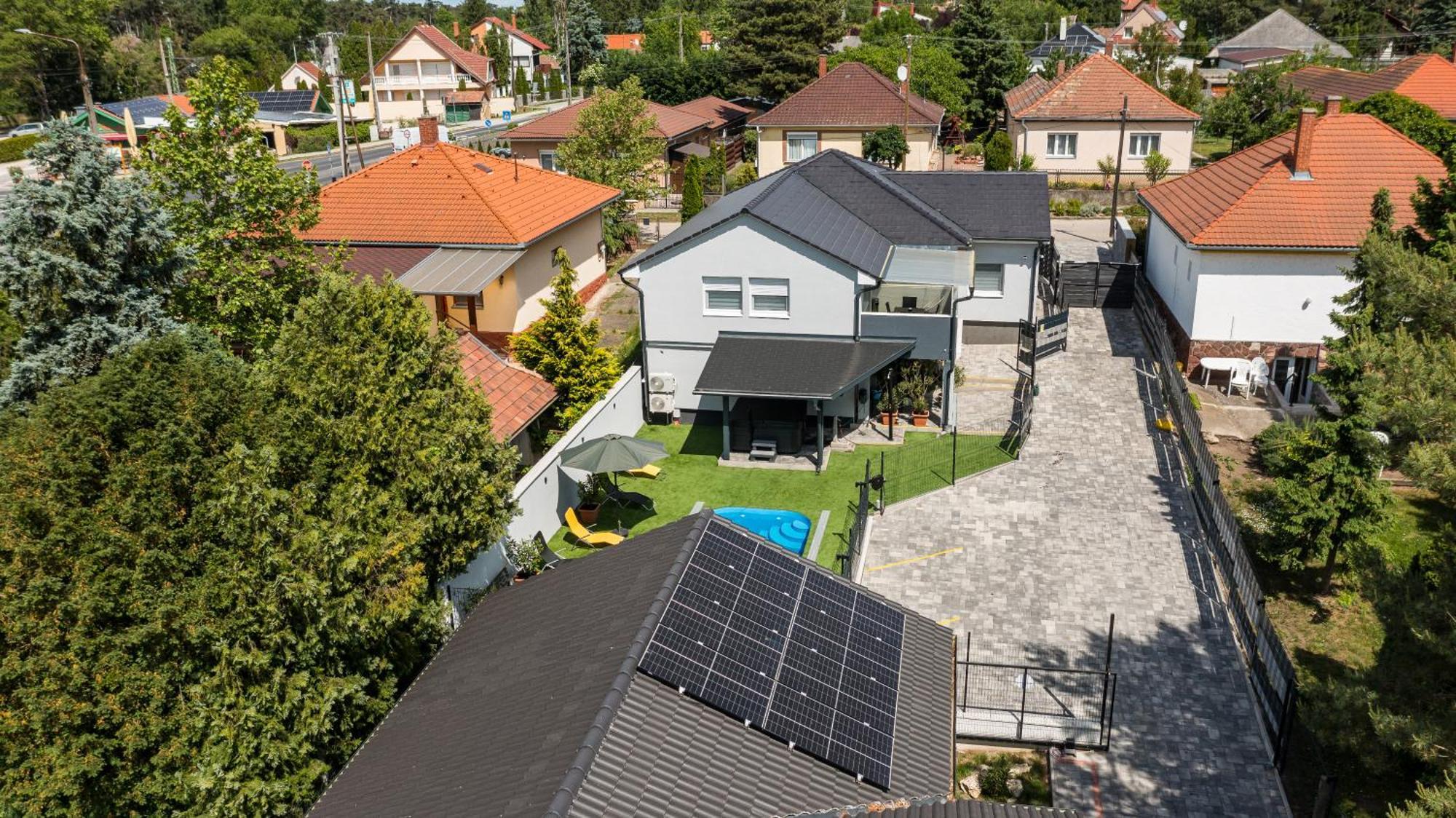 Balatonic Lemon Apartmanhaz Siófok Buitenkant foto