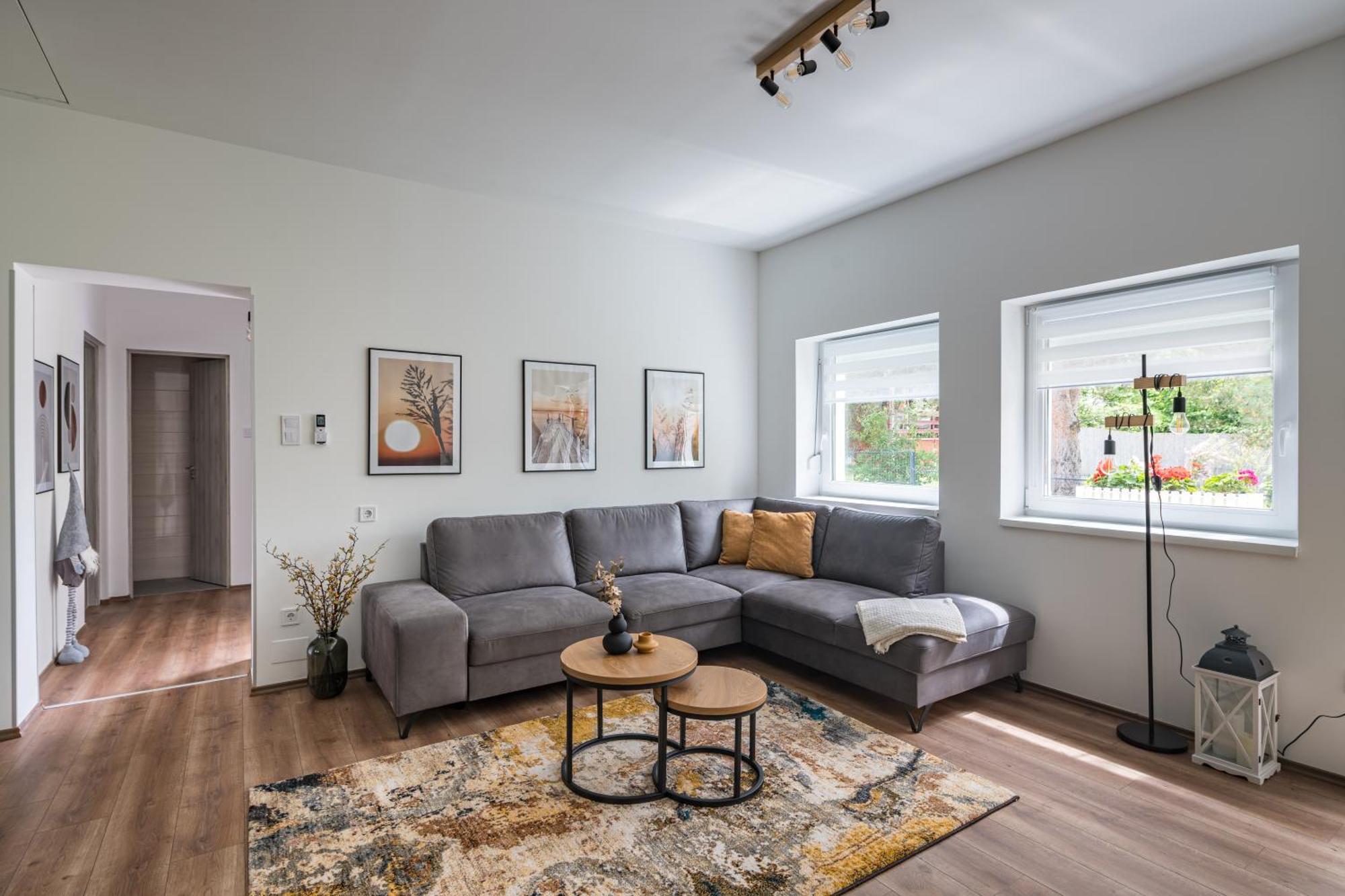 Balatonic Lemon Apartmanhaz Siófok Buitenkant foto
